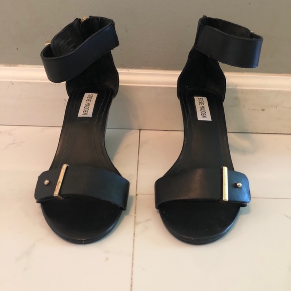 Steve Madden Shoes - Steve Madden Narissaa Black Wedge Sandals